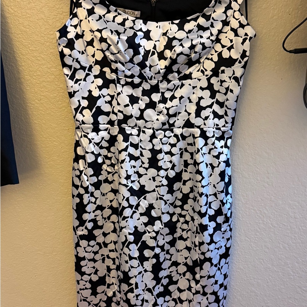 Maggy London Black and White Floral Midi Dress